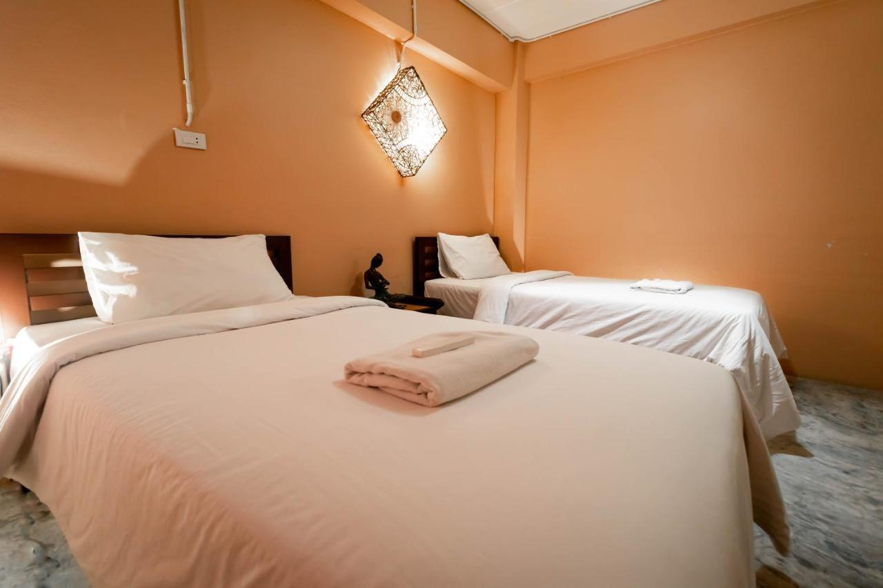 At Smile Oasis Houses Bangkok Eksteriør billede
